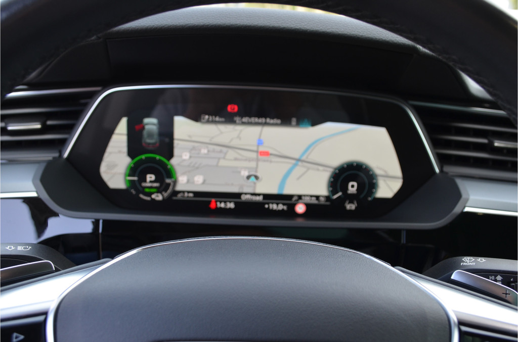 Audi e-tron (KFP09X) met abonnement