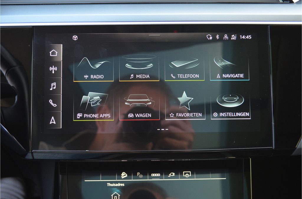 Audi e-tron (KFP09X) met abonnement