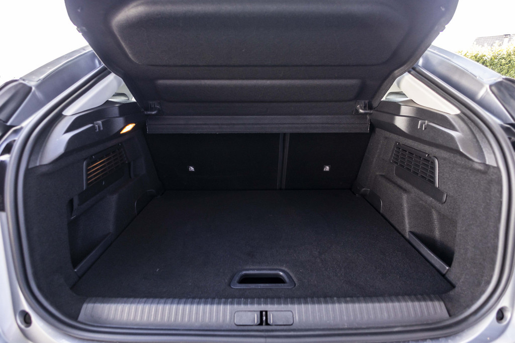 Citroën Ë-C4 (Z924DF) met abonnement