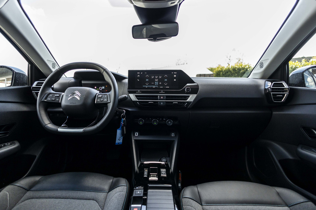 Citroën Ë-C4 (Z924DF) met abonnement