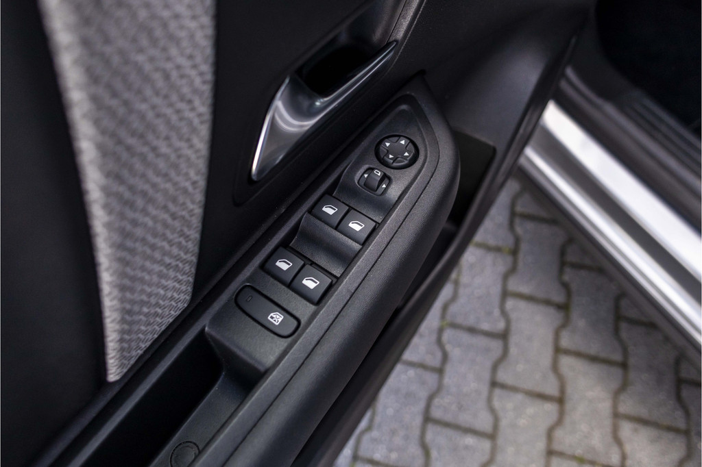 Citroën Ë-C4 (Z924DF) met abonnement