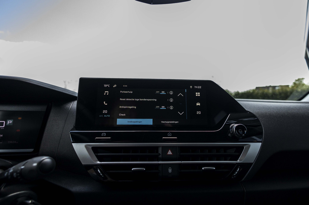 Citroën Ë-C4 (Z924DF) met abonnement