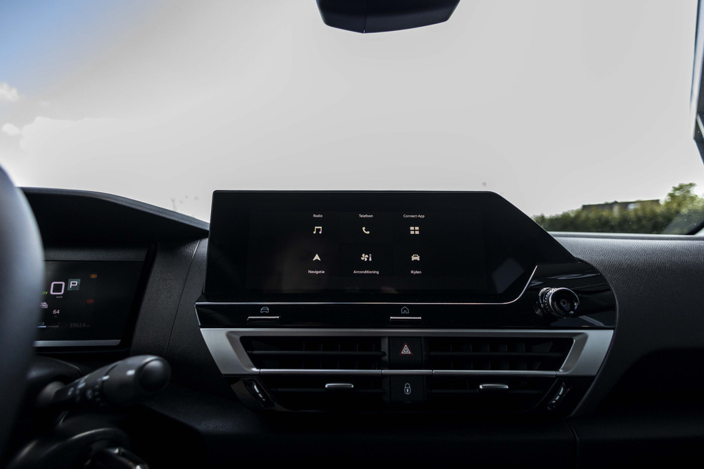 Citroën Ë-C4 (Z924DF) met abonnement