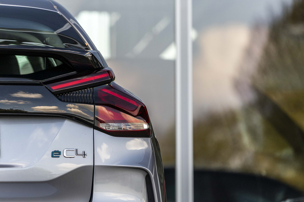 Citroën Ë-C4 (Z924DF) met abonnement