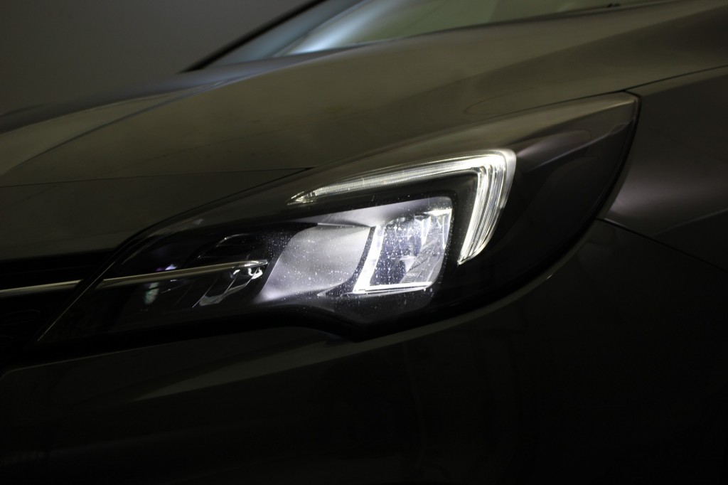 Opel Astra (K358VJ) met abonnement