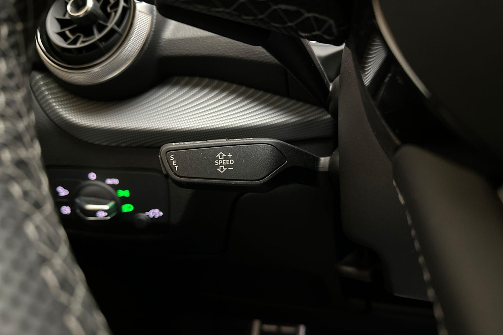 Audi Q2 (KFR85Z) met abonnement