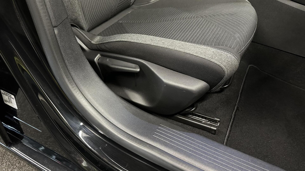 Peugeot 308 (P527XH) met abonnement