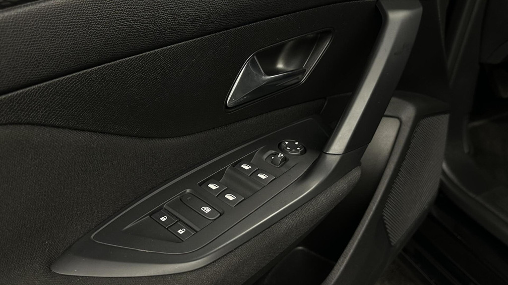 Peugeot 308 (P527XH) met abonnement