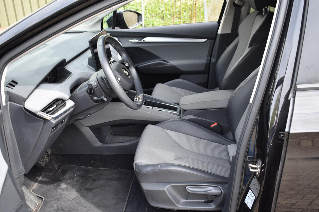 ŠKODA ENYAQ iV (P656FZ) met abonnement