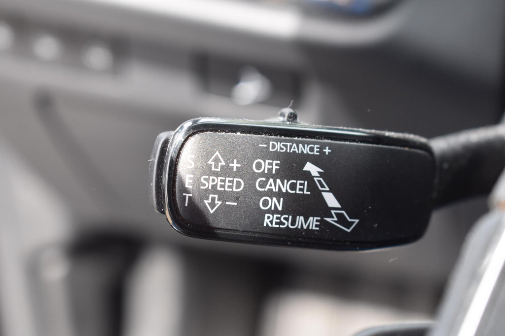 ŠKODA ENYAQ iV (P656FZ) met abonnement