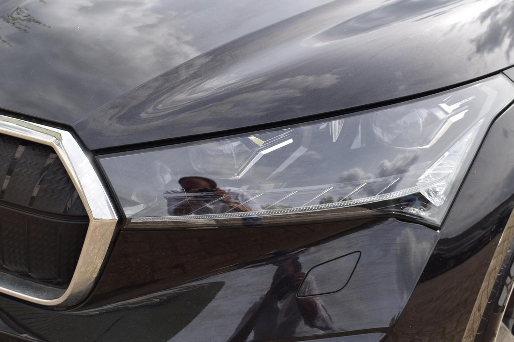 ŠKODA ENYAQ iV (P656FZ) met abonnement