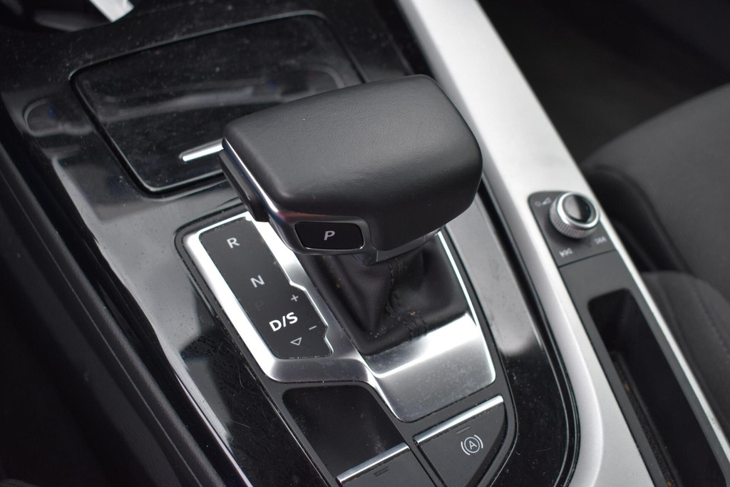 Audi A4 (S673VX) met abonnement