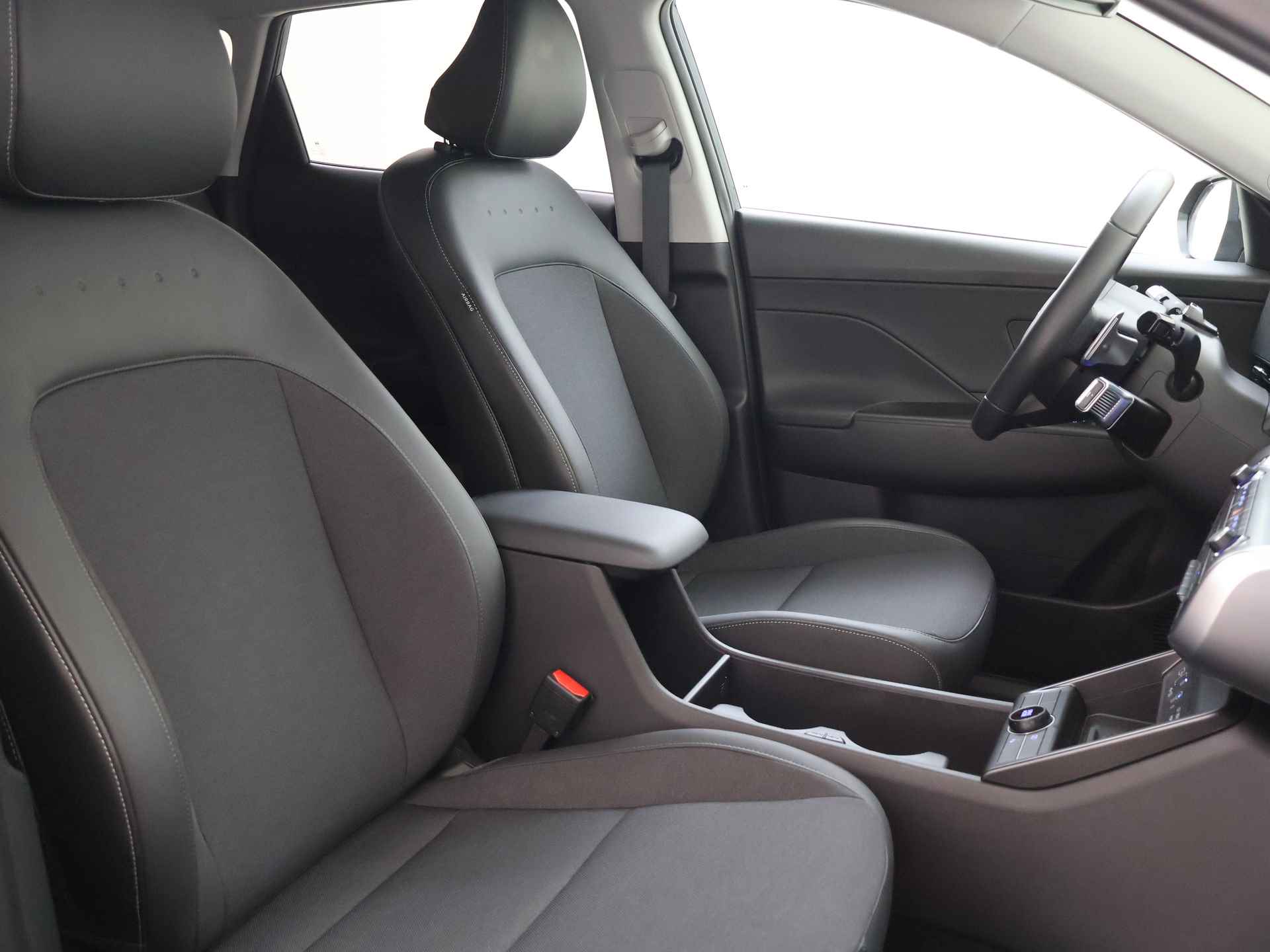 Hyundai Kona (JVX51N) met abonnement