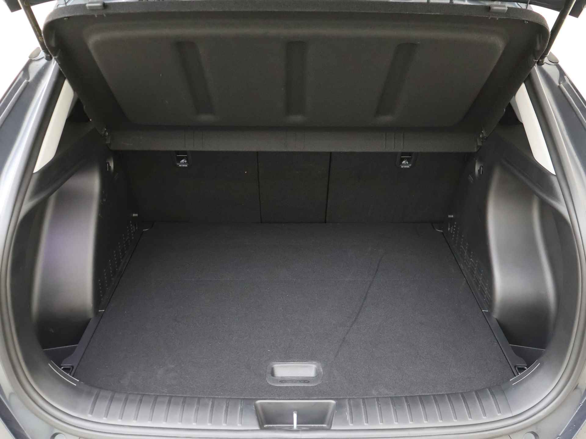 Hyundai Kona (JVX51N) met abonnement