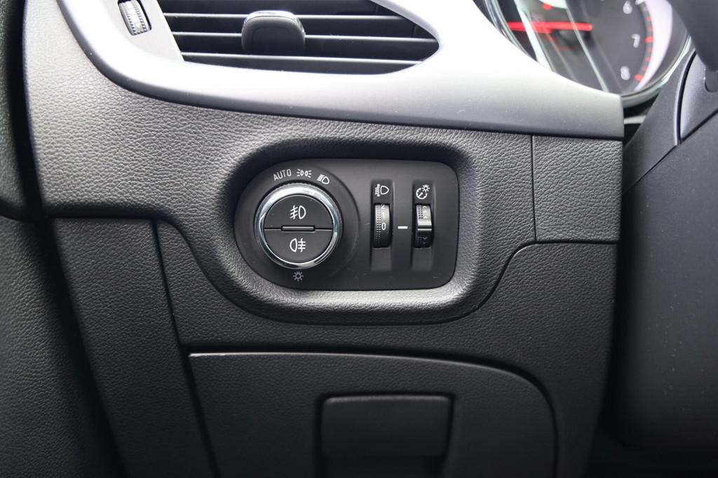 Opel Astra (K004LH) met abonnement