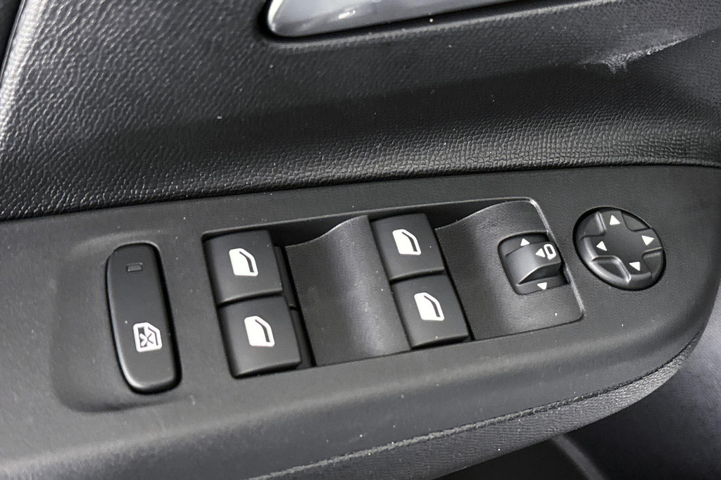 Opel Corsa (KDZ33R) met abonnement