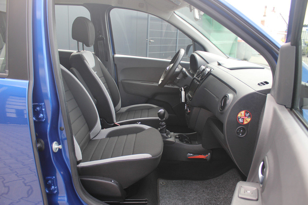 Dacia Lodgy (N491SV) met abonnement