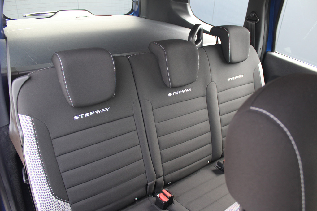 Dacia Lodgy (N491SV) met abonnement