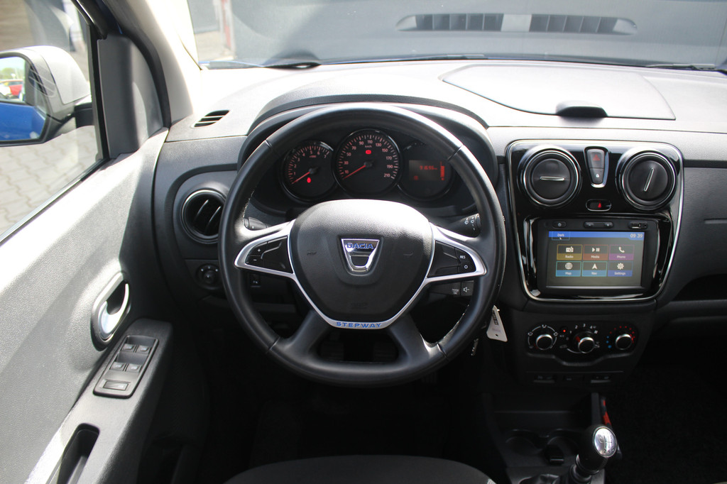 Dacia Lodgy (N491SV) met abonnement