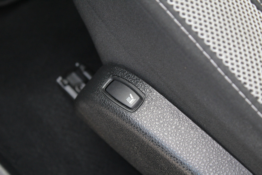 Dacia Lodgy (N491SV) met abonnement