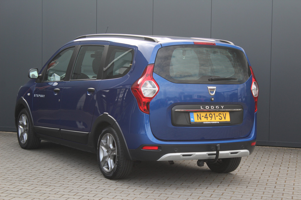 Dacia Lodgy (N491SV) met abonnement