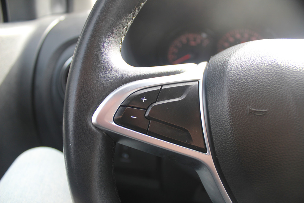 Dacia Lodgy (N491SV) met abonnement