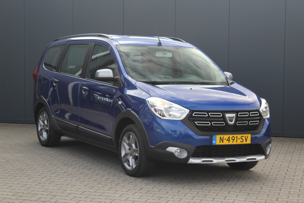 Dacia Lodgy (N491SV) met abonnement