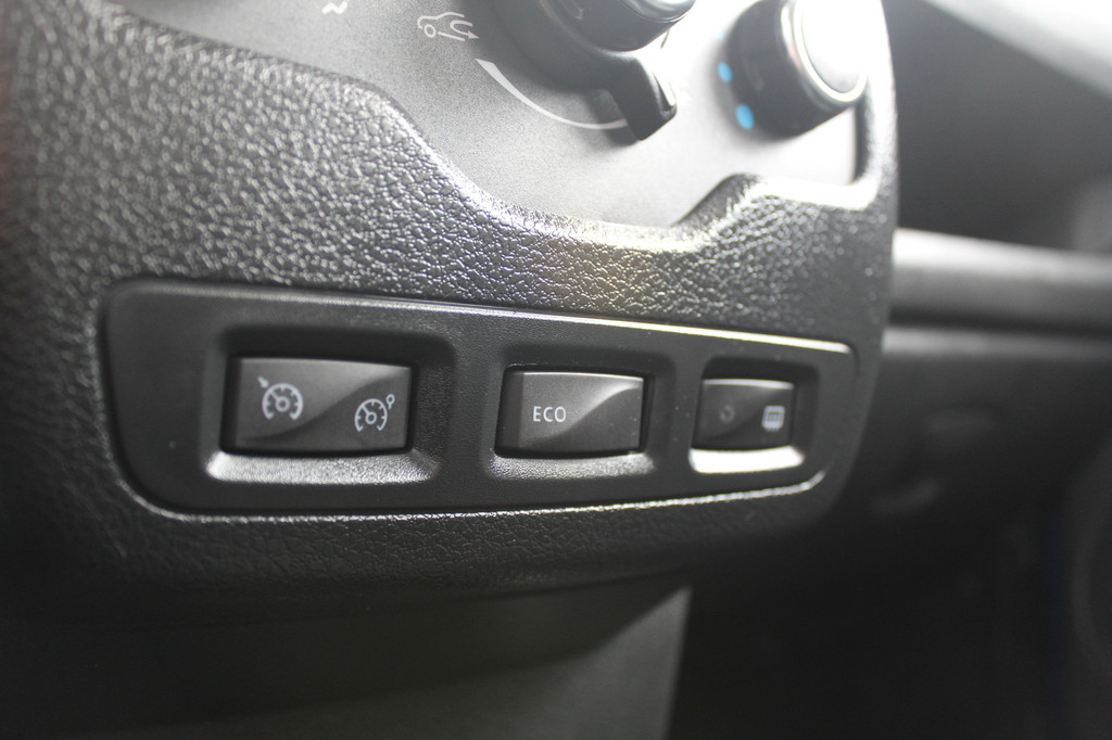 Dacia Lodgy (N491SV) met abonnement