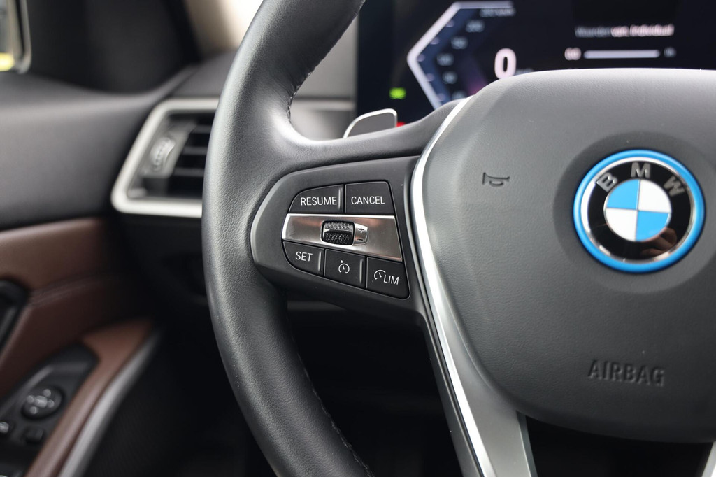 BMW 3 Serie (X372KX) met abonnement