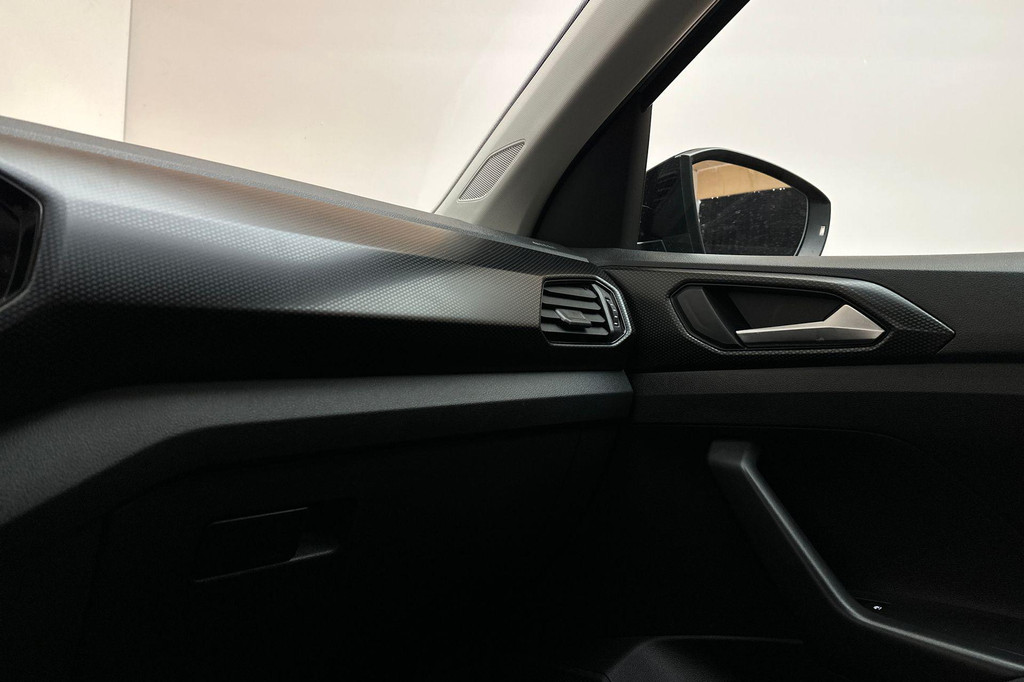 Volkswagen T-Cross (X464DS) met abonnement