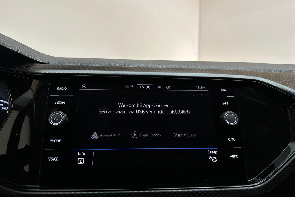 Volkswagen T-Cross (X464DS) met abonnement