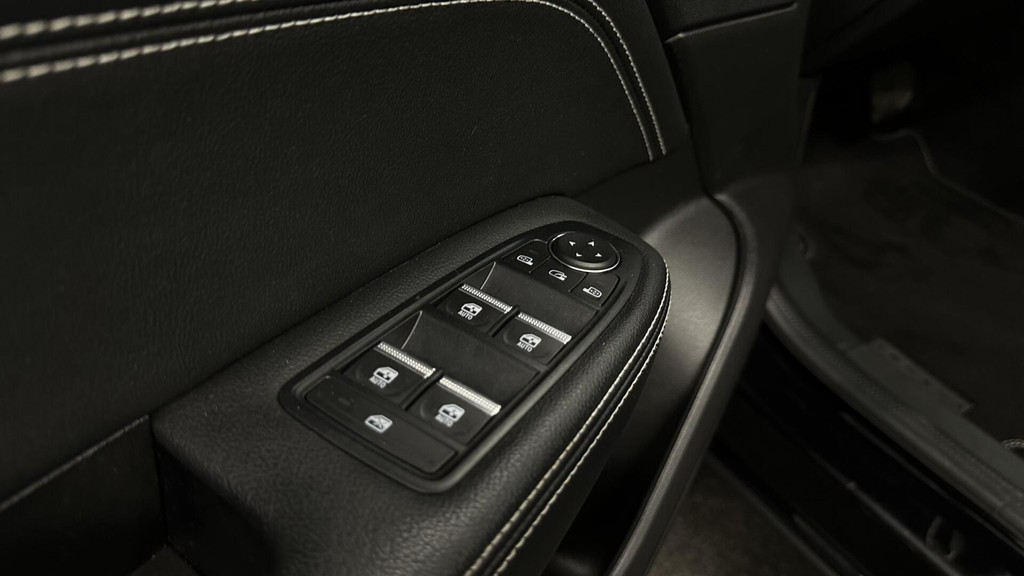 Renault Arkana (S497BT) met abonnement