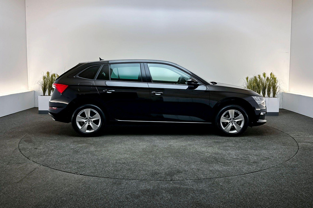 ŠKODA Scala (X249PD) met abonnement