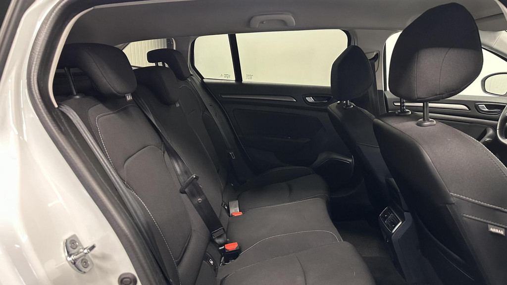 Renault MEGANE Estate (P288GL) met abonnement