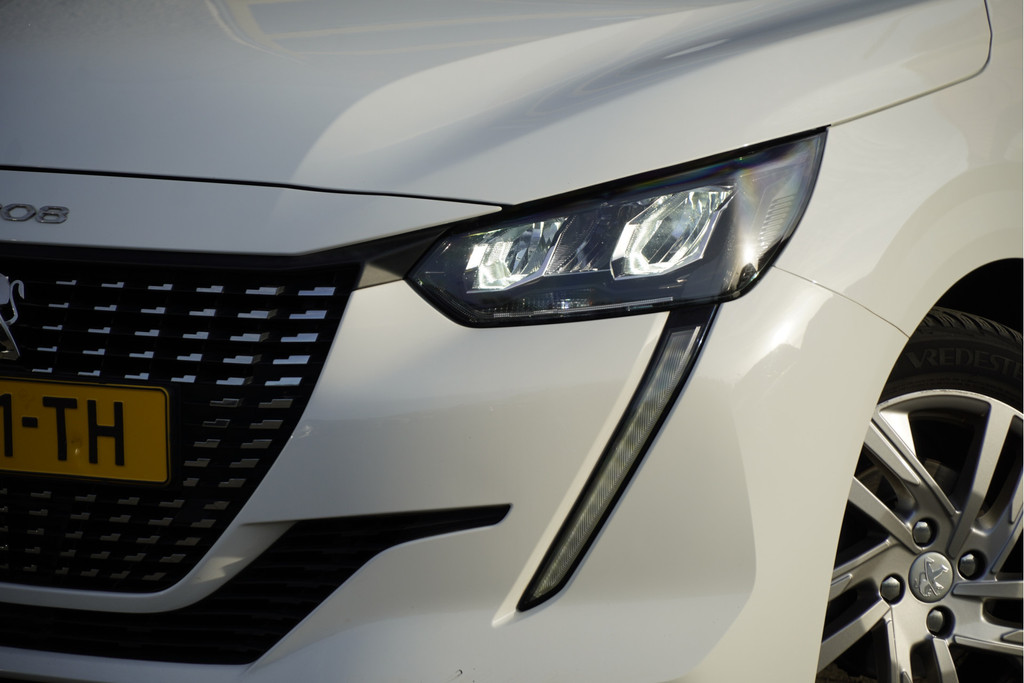 Peugeot 208 (T691TH) met abonnement