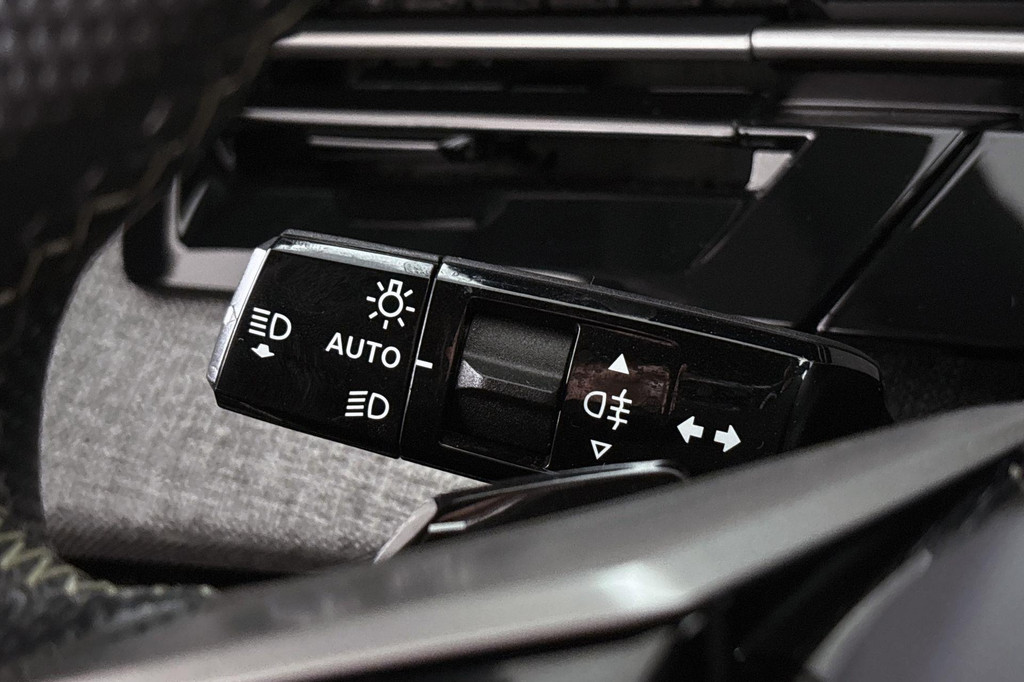 Peugeot 3008 (KFP32J) met abonnement