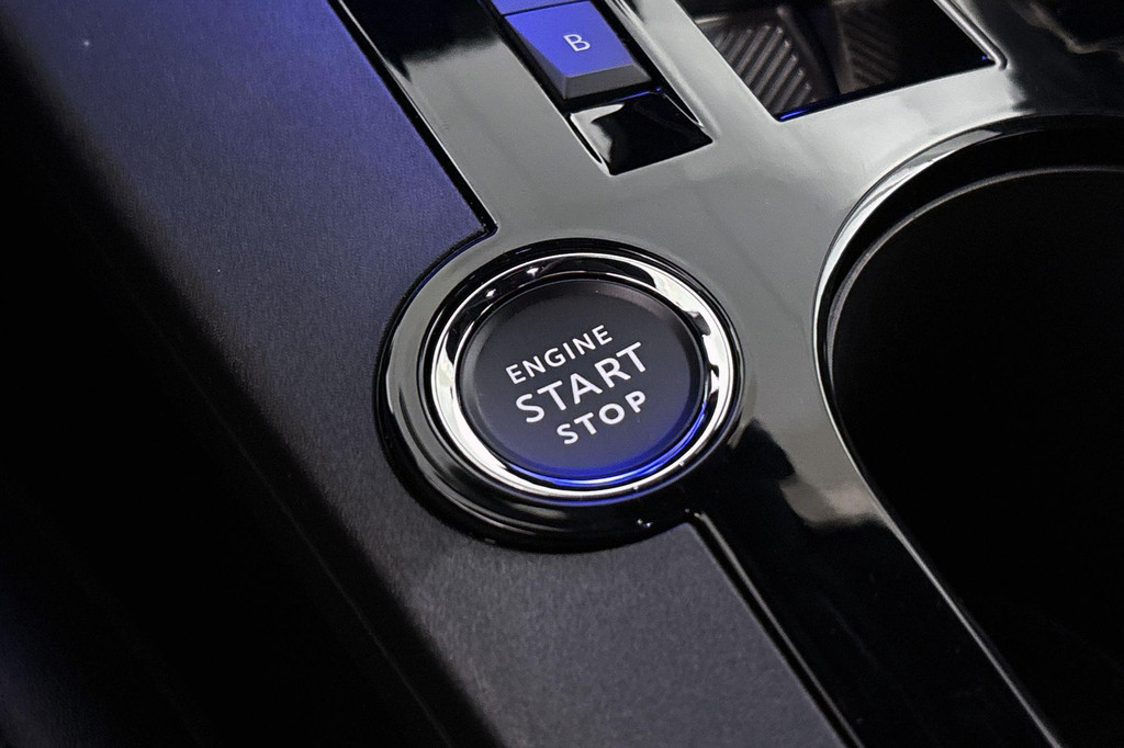 Lancia Ypsilon (JTJ96N) met abonnement