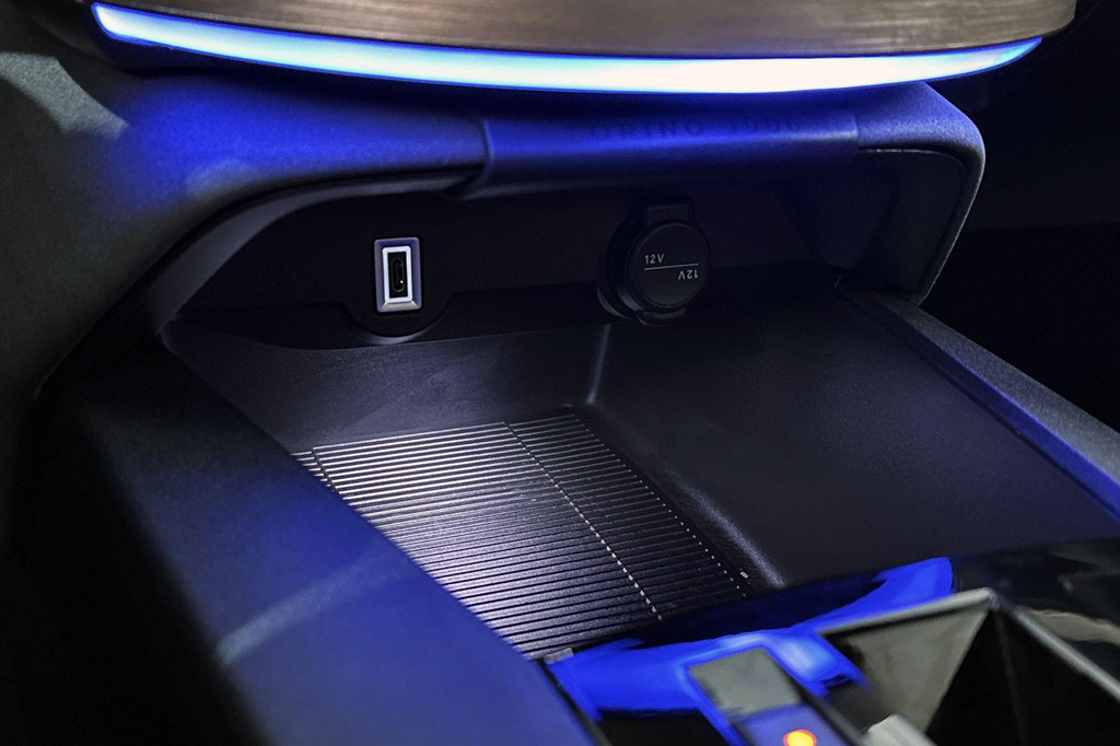 Lancia Ypsilon (JTJ96N) met abonnement