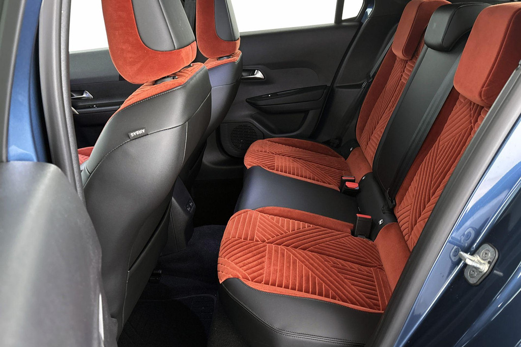 Lancia Ypsilon (JTJ96N) met abonnement