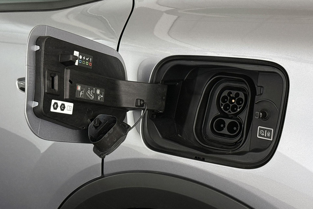 Citroën Ë-C4 (Z853GG) met abonnement