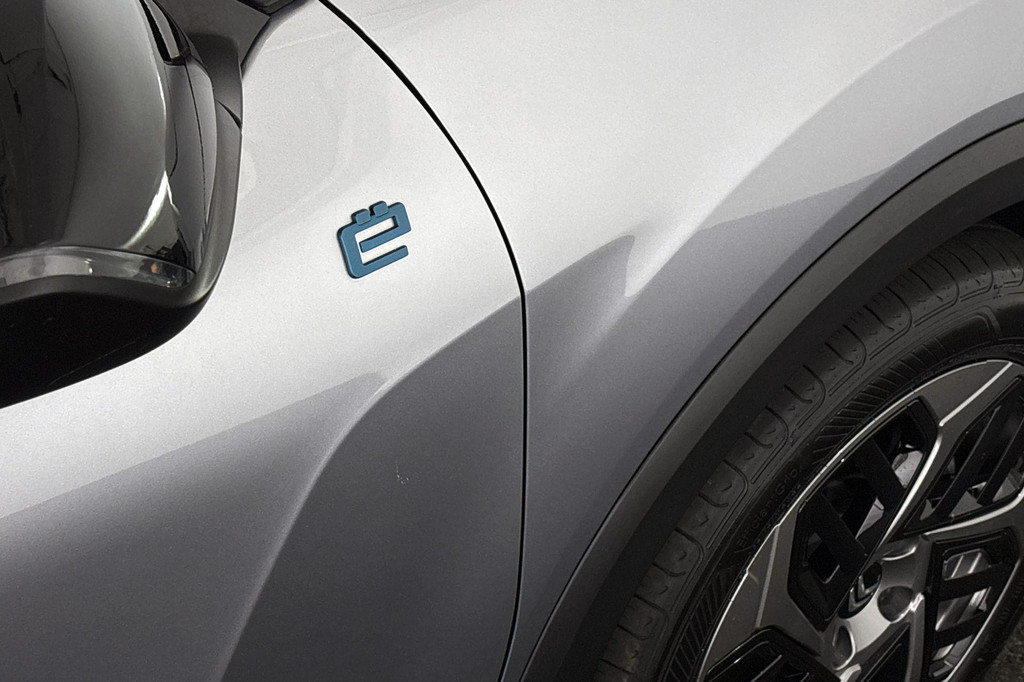 Citroën Ë-C4 (Z853GG) met abonnement