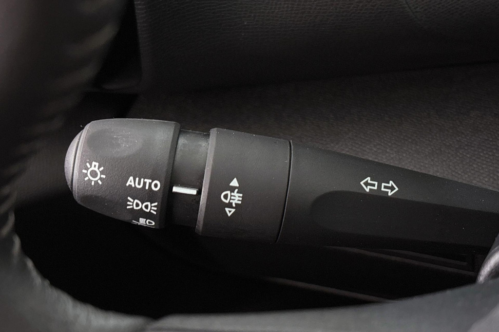 Citroën Ë-C4 (Z853GG) met abonnement