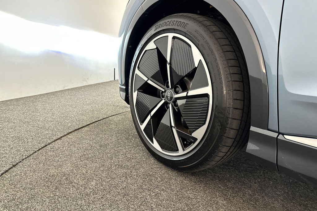 Audi Q4 e-tron (N120KT) met abonnement