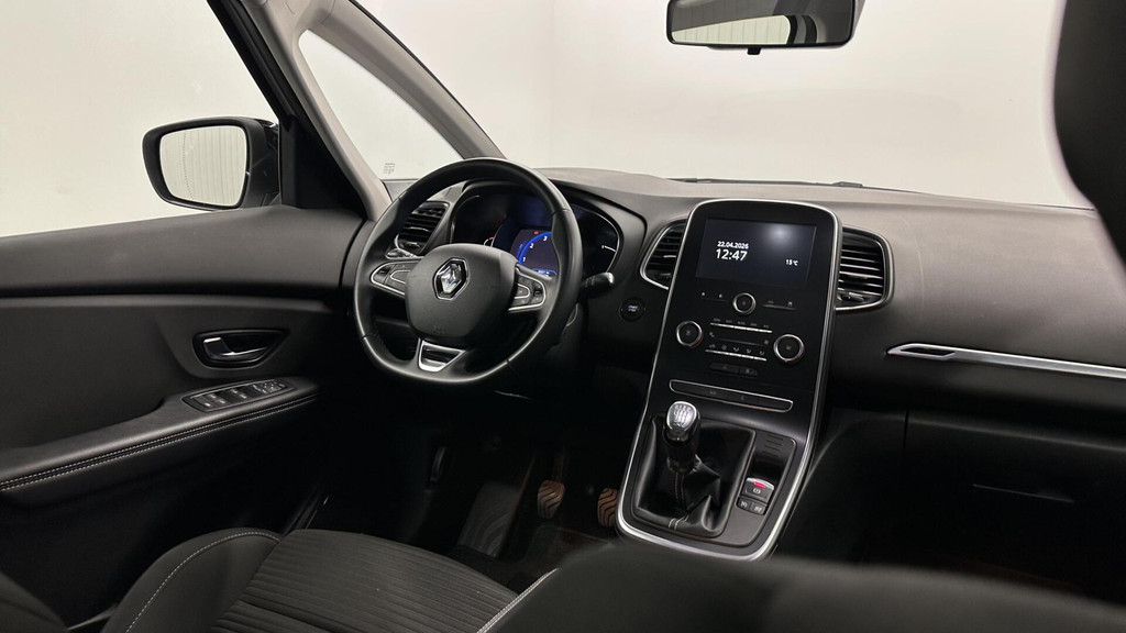 Renault Scénic (N796XN) met abonnement