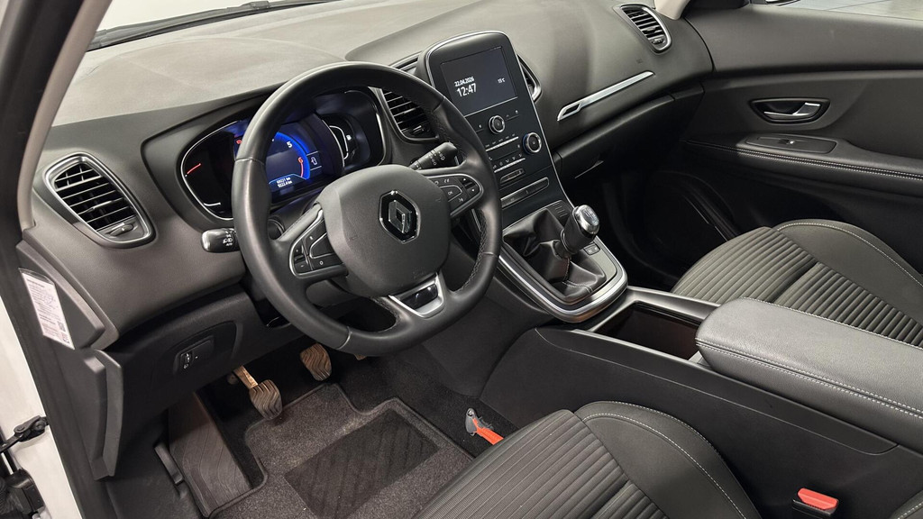 Renault Scénic (N796XN) met abonnement