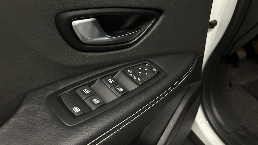 Renault Scénic (N796XN) met abonnement