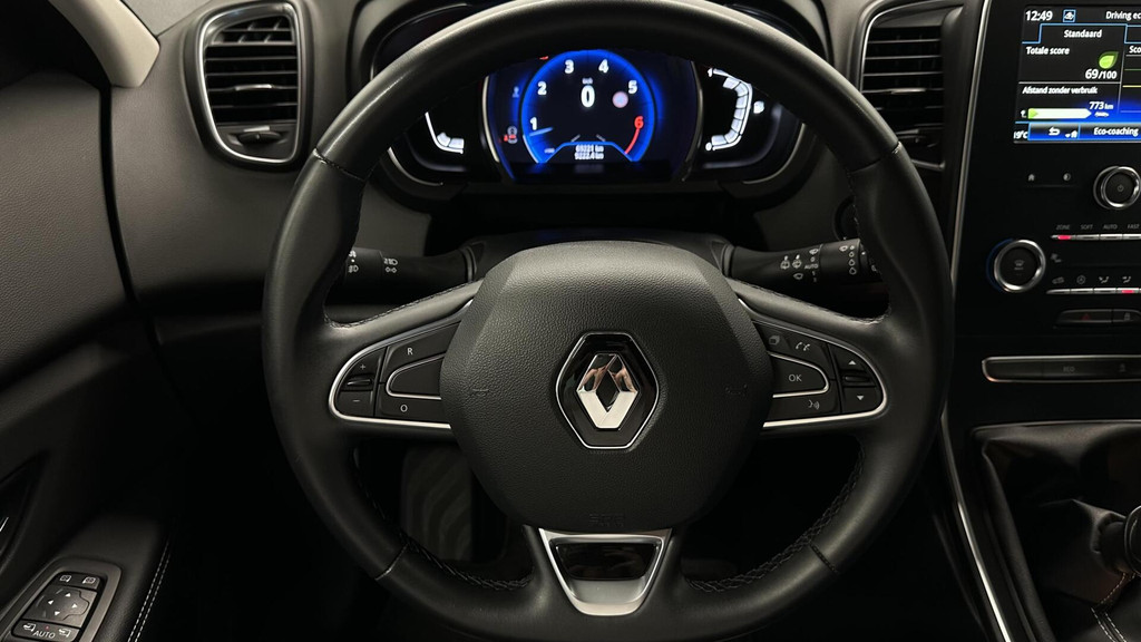 Renault Scénic (N796XN) met abonnement