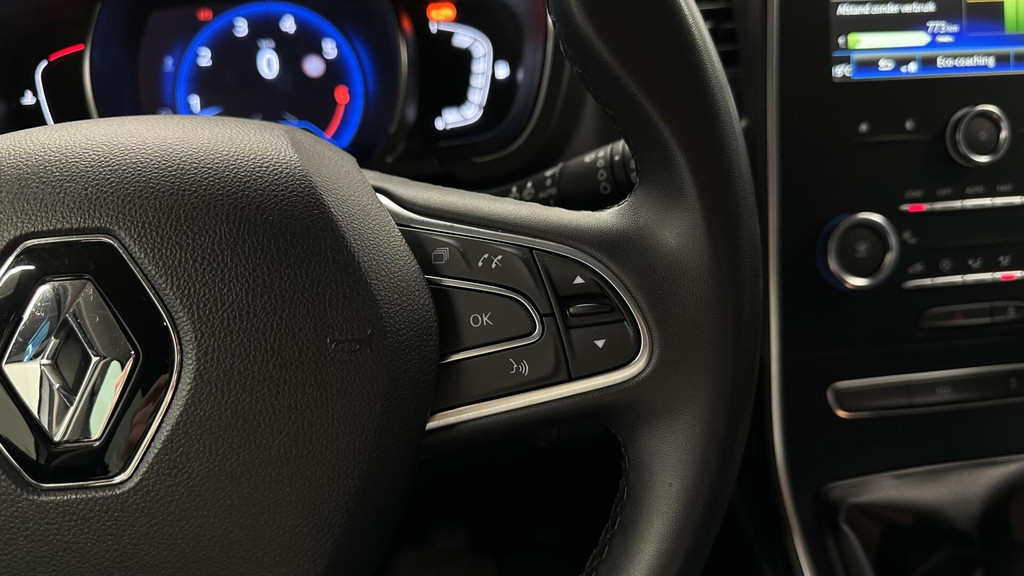 Renault Scénic (N796XN) met abonnement