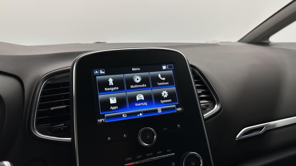 Renault Scénic (N796XN) met abonnement