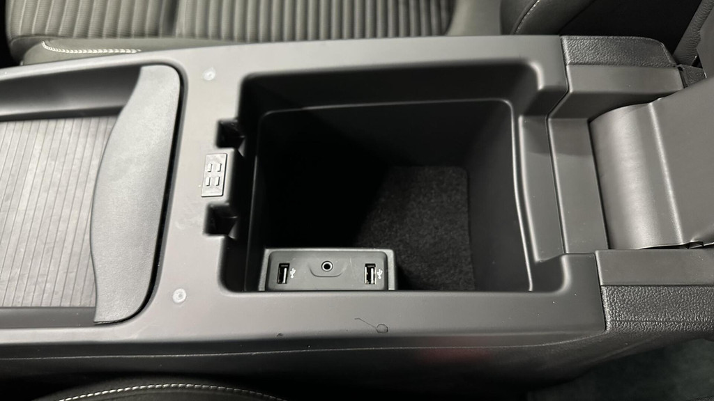 Renault Scénic (N796XN) met abonnement